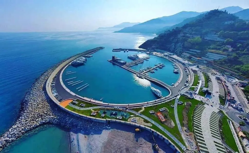 Sunny House Ventimiglia City Center 0*,  Ιταλία